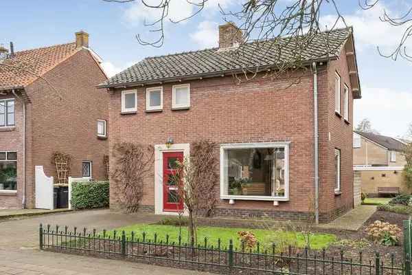 Vrijstaande woning met 2 garages Wijhe