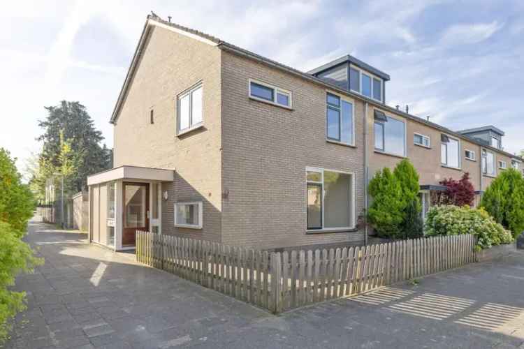 Ruime Hoekwoning 5 Slaapkamers Zonnige Tuin Kerkelanden