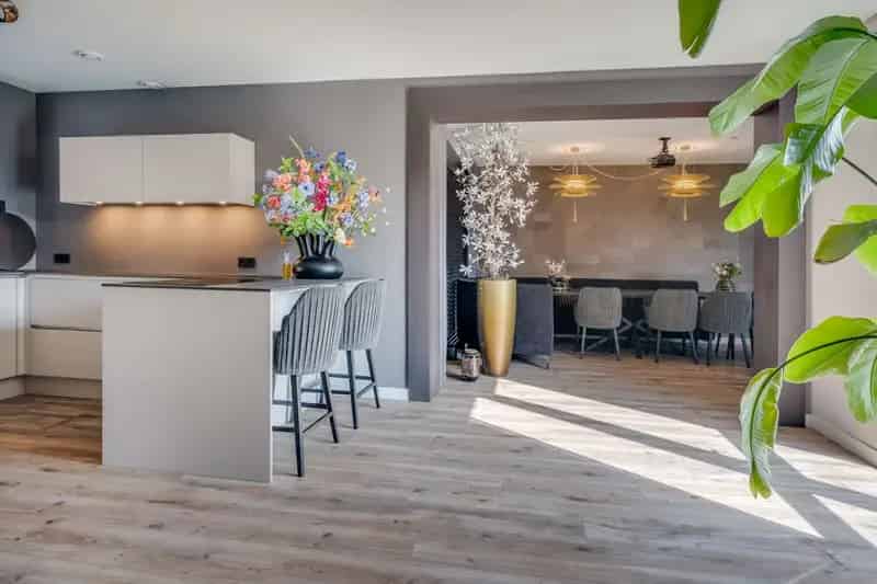 Luxe Villa Aalsmeer 4 slaapkamers Moderne Keuken Jacuzzi Zonnepanelen