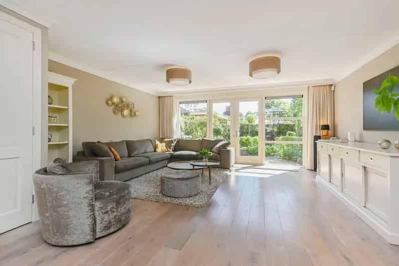 Huis te koop Berkel en Rodenrijs 5 slaapkamers grote tuin