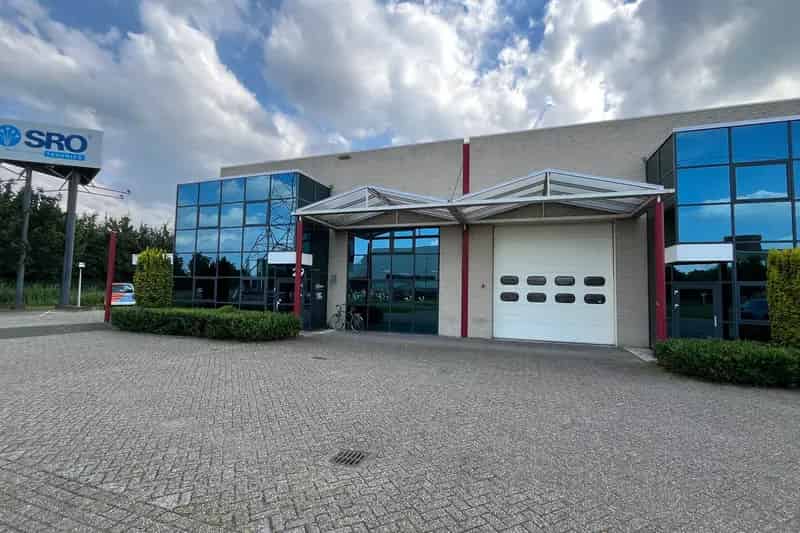 Bedrijfshal te Huur Den Bosch 1135m² Kantoor en Bedrijfsruimte