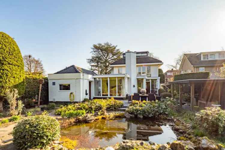 Vrijstaande Villa Maarssen 5 Slaapkamers Grote Tuin