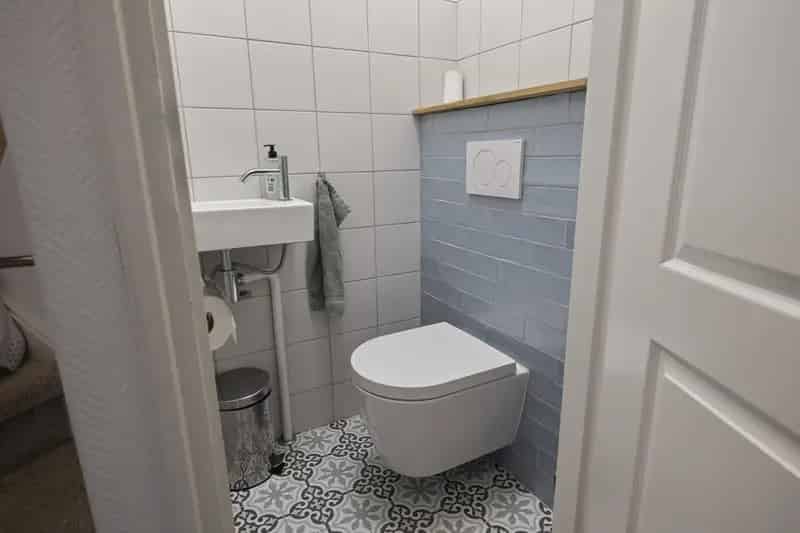 Gerenoveerde woning met garage in De Schooten