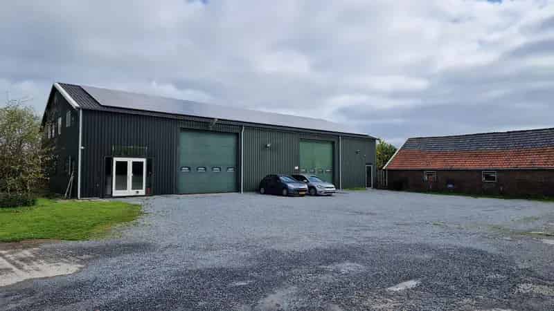 Bedrijfshal Waverveen te koop 1365m²