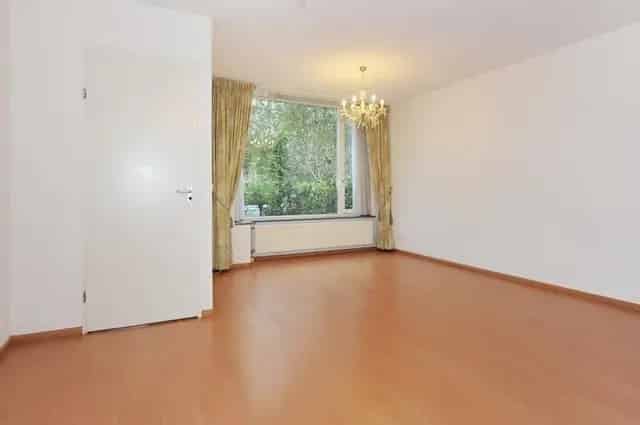 Hoekwoning te huur Voorburg 143m2 5 kamers