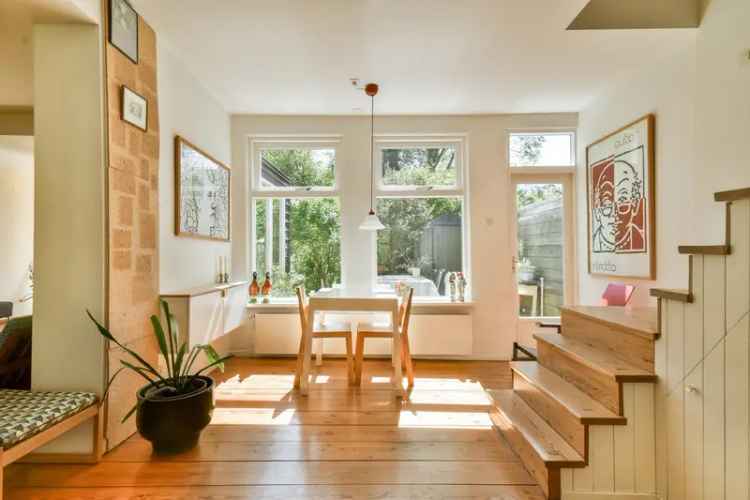 Amsterdam Noord: Ruime Familiewoning met Zuidtuin 129m2