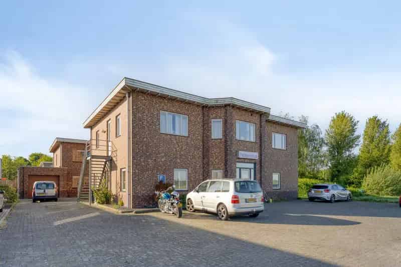 Kantoorruimte te huur Klazienaveen 185m2