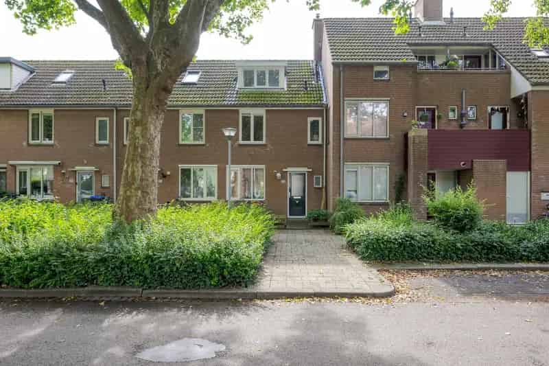 Vierkamer Tussenwoning Feministenwijk Noord Hofland