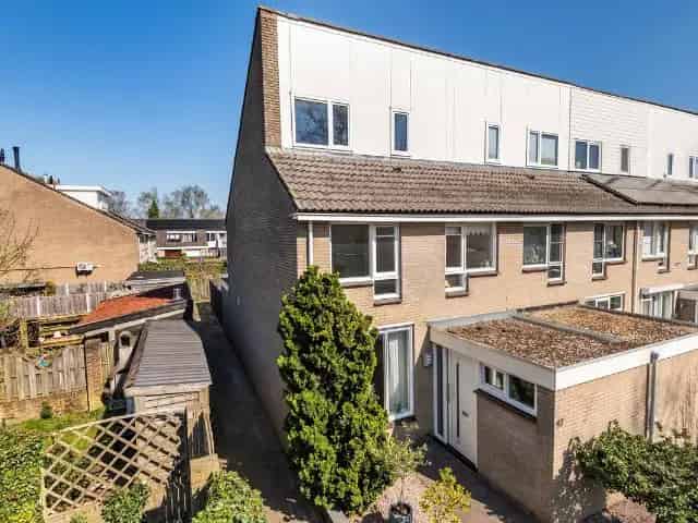 Ruime Hoekwoning 4 Slaapkamers Veenendaal