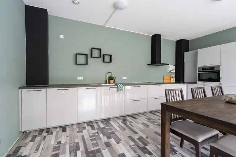 Ruim 3 Kamer Appartement Haarlem 100m2 Moderne Afwerking Parkeerplaats
