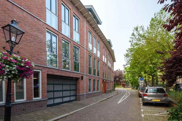 Utrecht Penthouse: Luxe Dakterras 2 Parkeerplaatsen