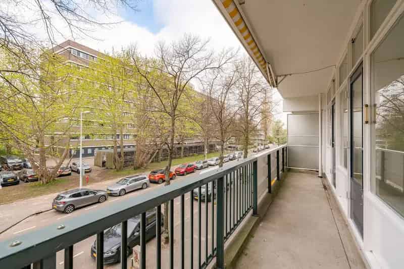 Appartement te koop Amsterdam Buitenveldert 81m² 3 kamers balkon