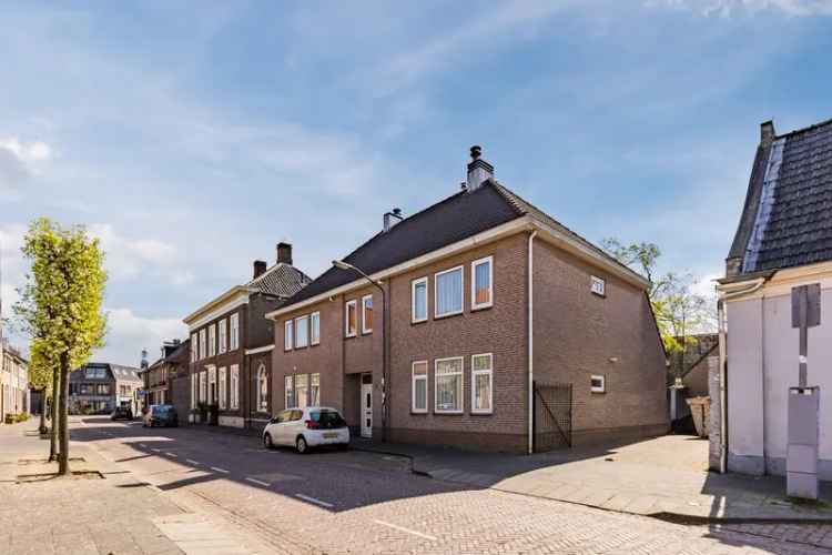 Huis te koop Rulstraat Oosterhout 7 slaapkamers grote tuin