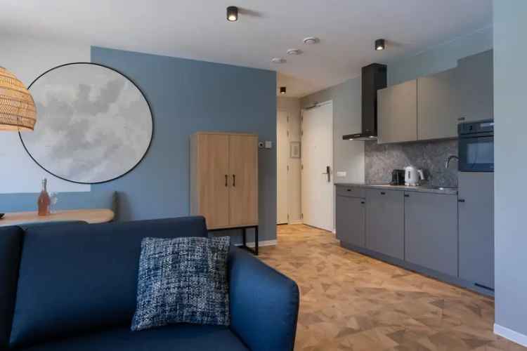 Luxe 6-Persoons Appartement Burgh-Haamstede Nabij Strand en Bos