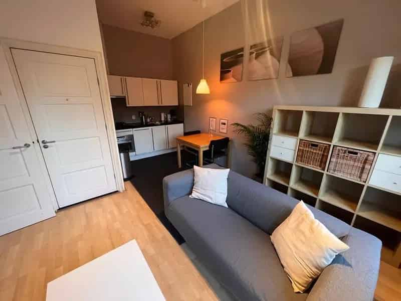 Amsterdam Appartement 6 Maanden: Werk of Studie