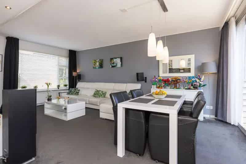 Huis te koop Zwaag 3 slaapkamers tuin berging 93m2