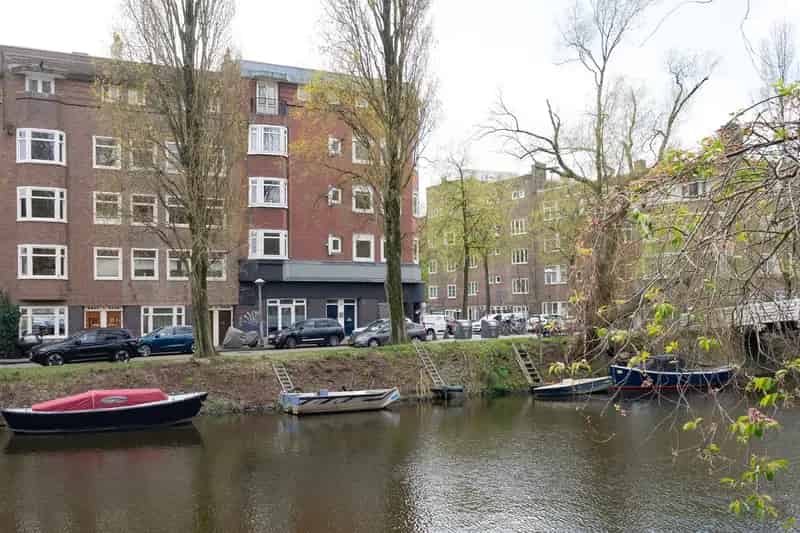 Amstelkanaal Dubbele Bovenwoning 4 Slaapkamers 123m2