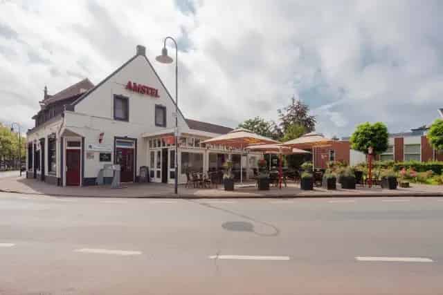 Café Zaal De Hook Lottum: Dorpscafé met Feestzaal te Koop