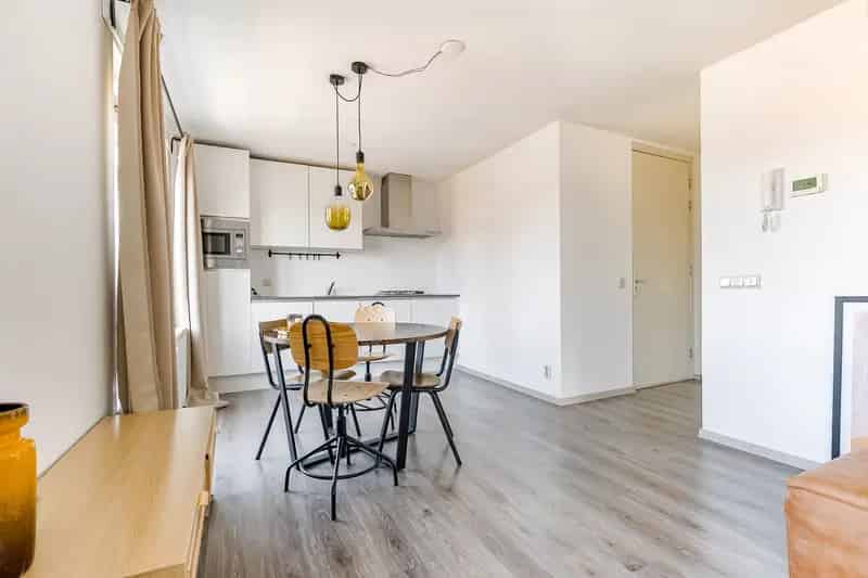Appartement te koop Den Bosch: Instapklaar 2-kamer appartement nabij centrum