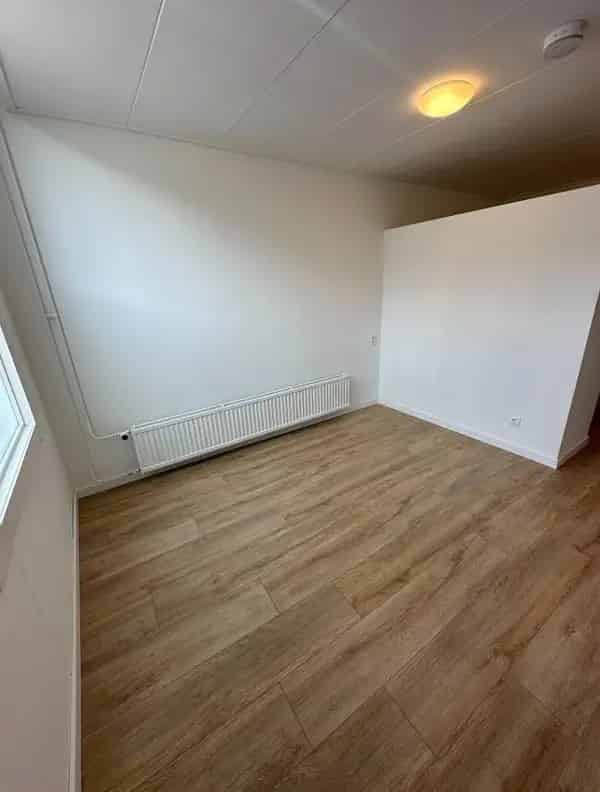 3 Nieuwe Kamers in Enschede Hoogstraat per 1 Augustus