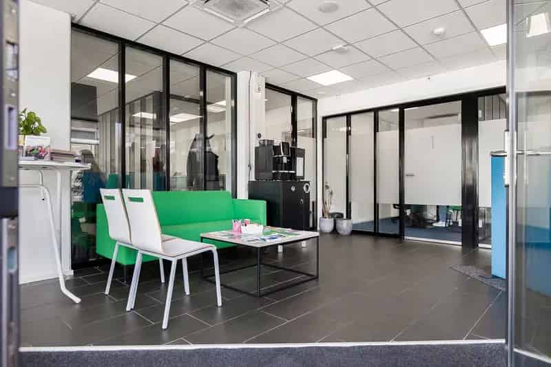 Winkel te Koop Nieuw Vennep Centrum Beleggingspand 103m2