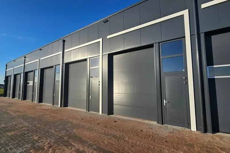 Bedrijfshal Steenwijk te Huur 55m2 Eeserwold