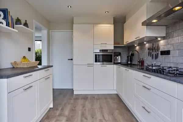 Instapklare 4 Slaapkamers Huis in Baarle-Nassau