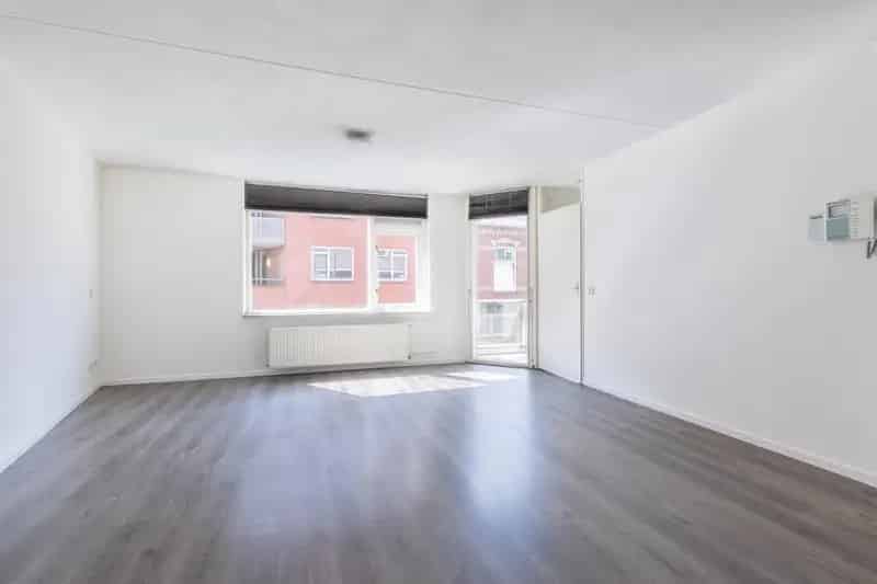 Huis te koop Hilversum Centrum 3 slaapkamers Parkeerplaats