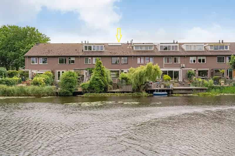 Ruim Familiehuis Hoofddorp Aan Het Water 4 Slaapkamers