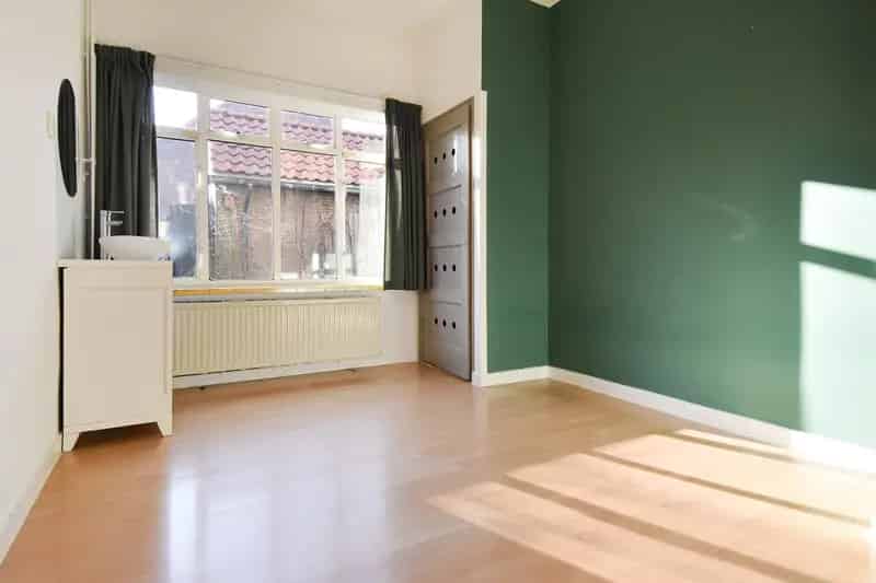 4-kamer Parterre Appartement Den Haag Ruime Tuin Centrum