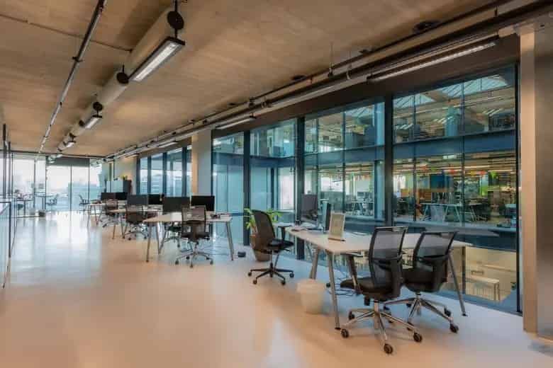 300 m2 Kantoorruimte te Huur Amsterdam Houthavens