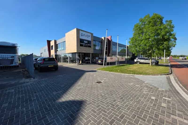 Kantoorruimte te huur Zwaag 320m2 Showroom A++++