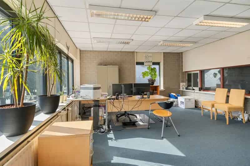 Bedrijfshal te Koop Arnhem 798m² - Het Broek