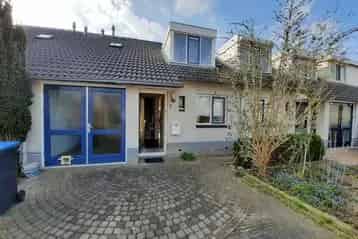 5 Kamer Huurwoning Emmeloord - Direct Beschikbaar