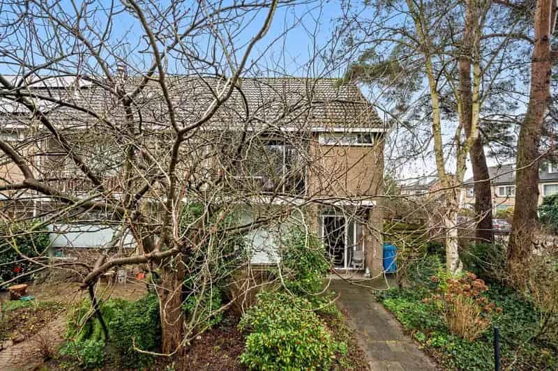Hoekherenhuis Dillenburgsingel 4 slaapkamers grote garage