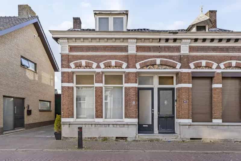 Romantische starterswoning in hartje Wouw