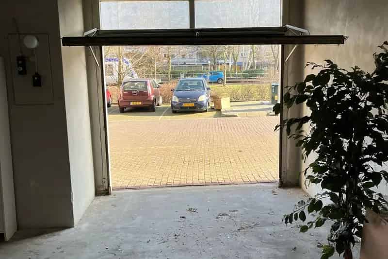 Garagebox te koop Mozartlaan Den Haag