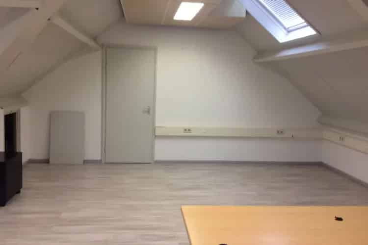 Kantoorruimte Loosdrecht 80m2 Gemeubileerd