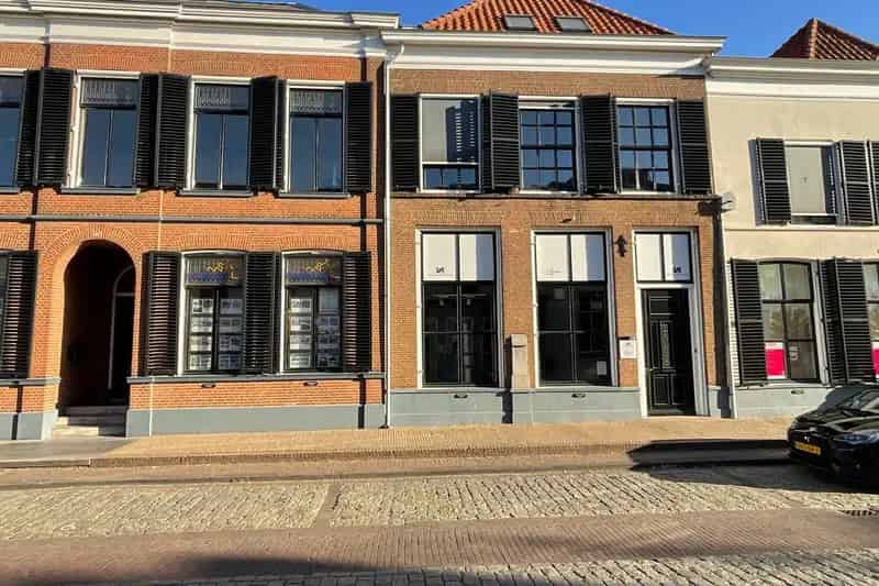 Winkel Zaltbommel | Zoek winkels te huur: Gamerschestraat 32-b 5301 AS Zaltbommel 