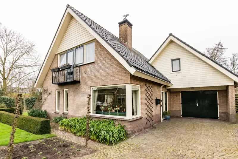 Vrijstaande Villa te Koop in Nijkerk - Ruimte, Rust en Comfort