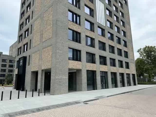 Bedrijfsruimte Winkel Kantoor Tilburg 250m²