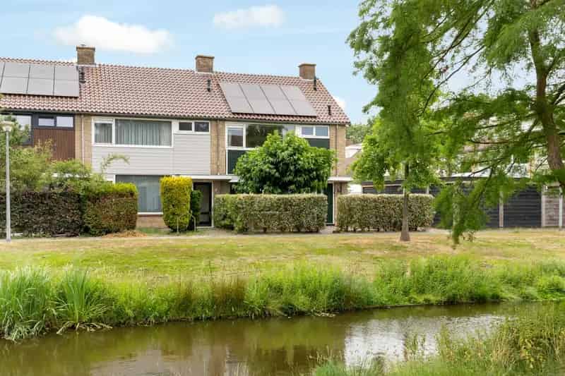 Huis te koop Hoevelaken: Instapklare moderne woning met 4 slaapkamers