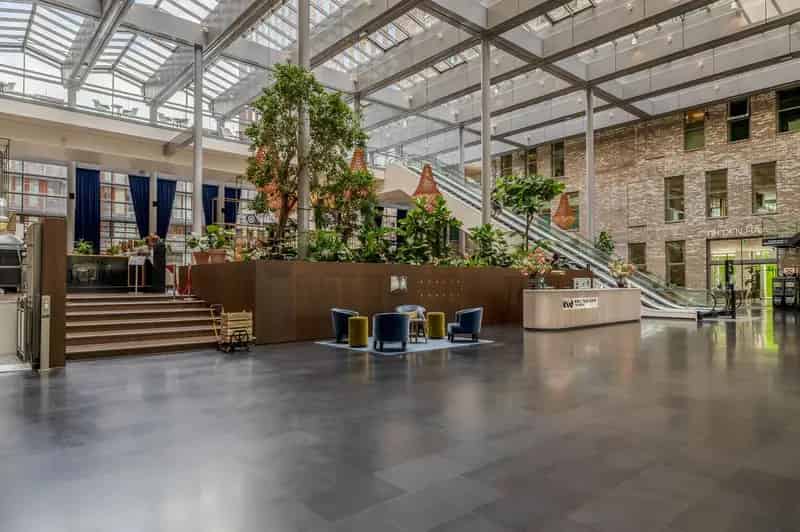 Kantoorruimte te huur WTC Den Haag 387m2