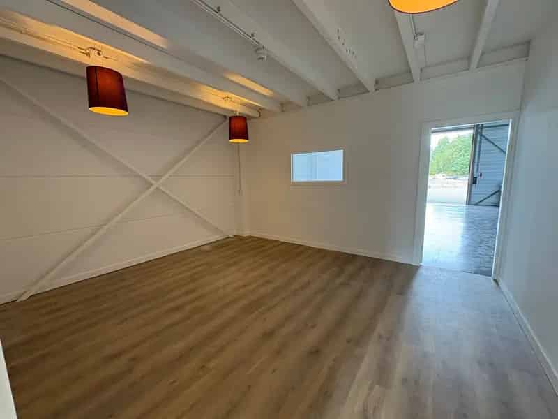 Bedrijfshal Eindhoven | Zoek bedrijfshallen te huur: Flight Forum 3533 5657 DW Eindhoven 