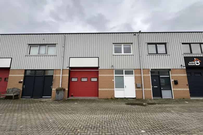 144m2 Bedrijfsruimte te Koop Zaandam Westerspoor Zuid