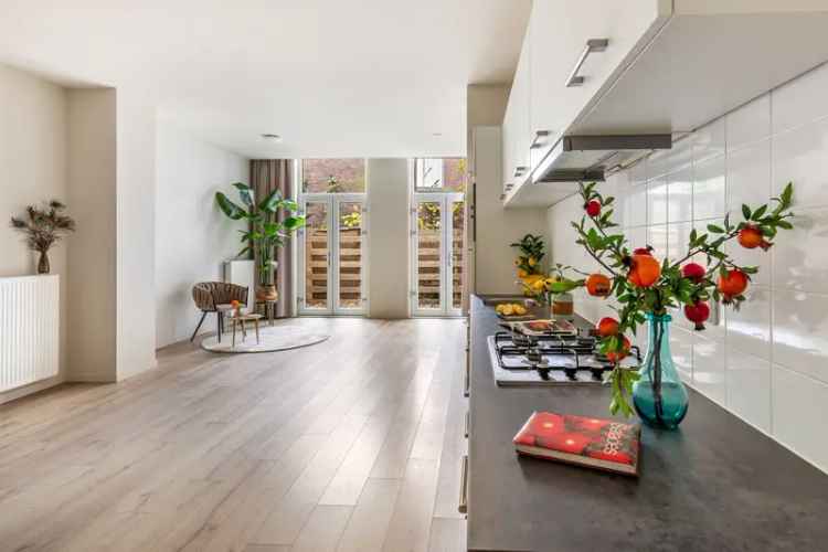 Rotterdam West Starterwoning 2-kamer 60m2 Tuin