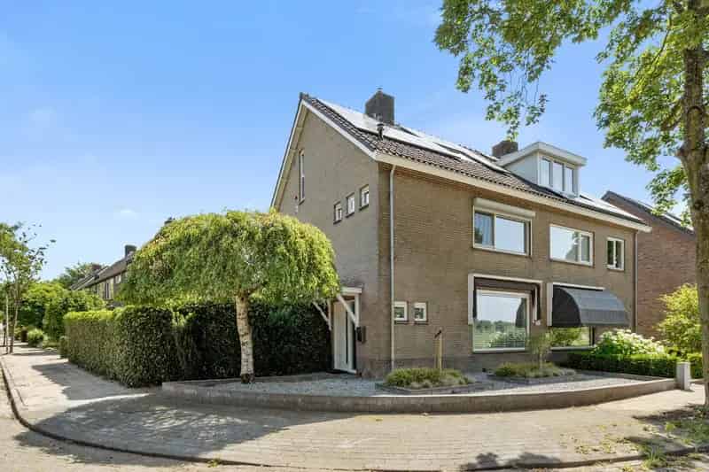 Huis te koop: Schoutenlaan 48 4854 AX Bavel (Gem. Breda) | Funda