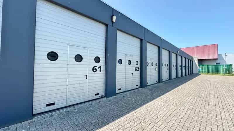 Bedrijfshal Groningen te koop: 70m² opslagruimte Eemspoort