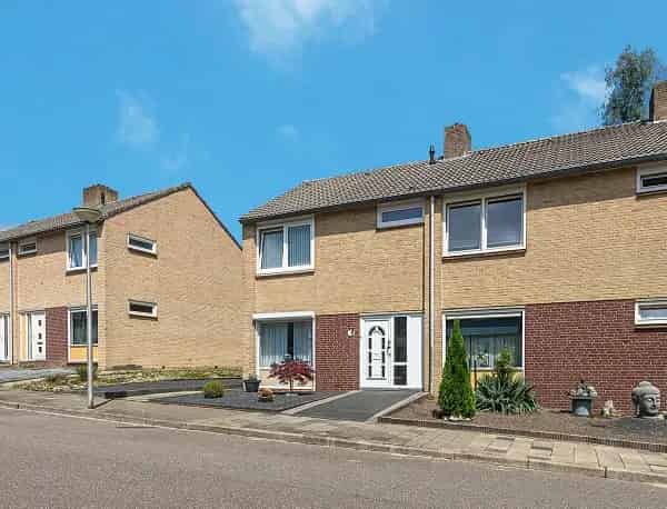 Halfvrijstaand Huis te huur Kerkrade per 15082025