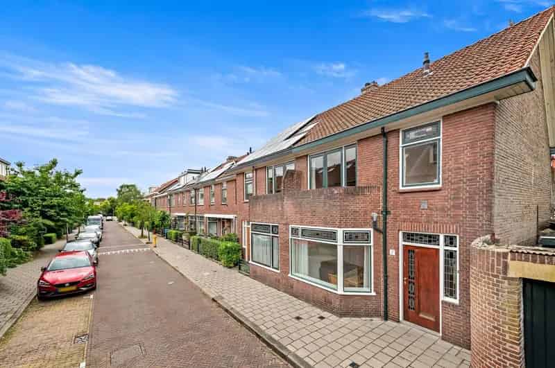 Jaren 30 Hoekwoning Delft Hof van Delft 4 slaapkamers